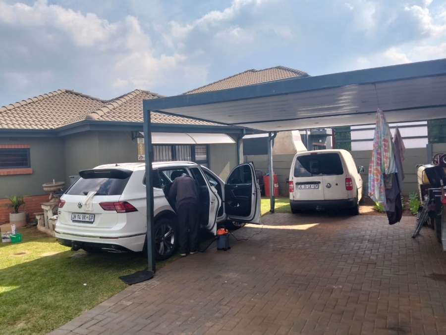 4 Bedroom Property for Sale in Leopard