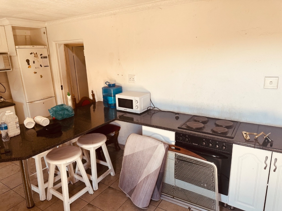 9 Bedroom Property for Sale in Tladi Gauteng