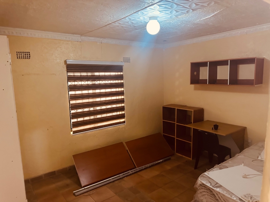 9 Bedroom Property for Sale in Tladi Gauteng