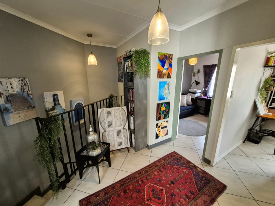 3 Bedroom Property for Sale in Elardus Park Gauteng