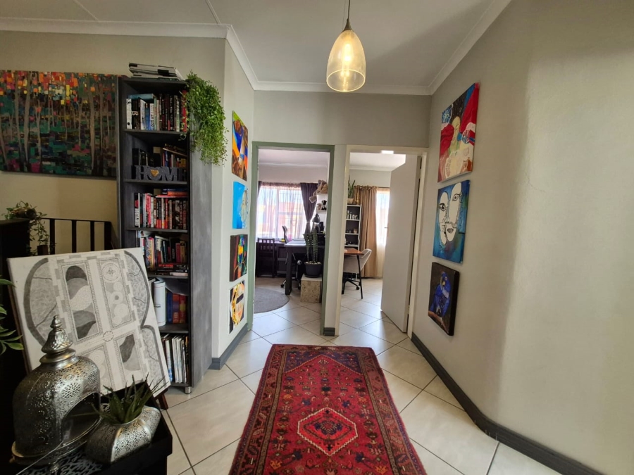 3 Bedroom Property for Sale in Elardus Park Gauteng