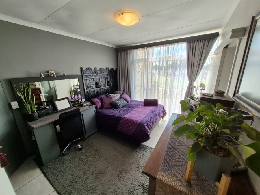 3 Bedroom Property for Sale in Elardus Park Gauteng