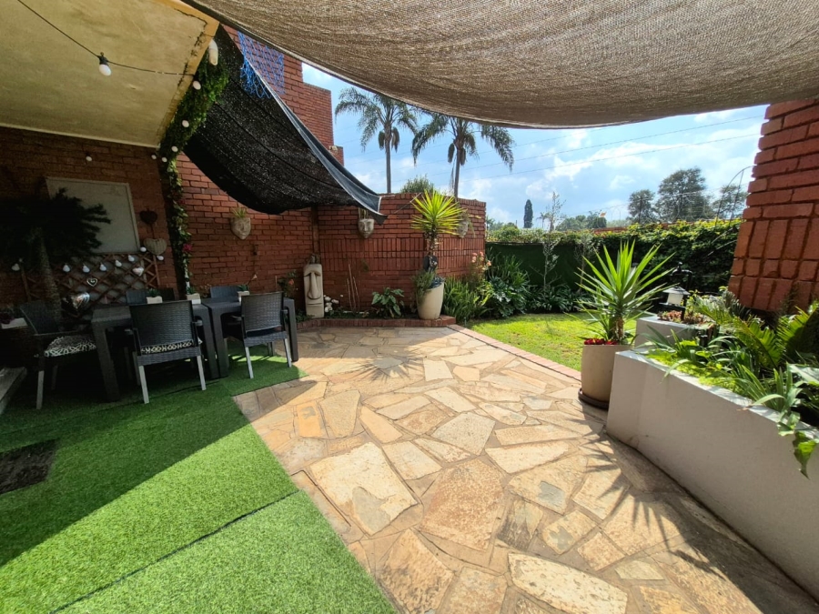 3 Bedroom Property for Sale in Elardus Park Gauteng