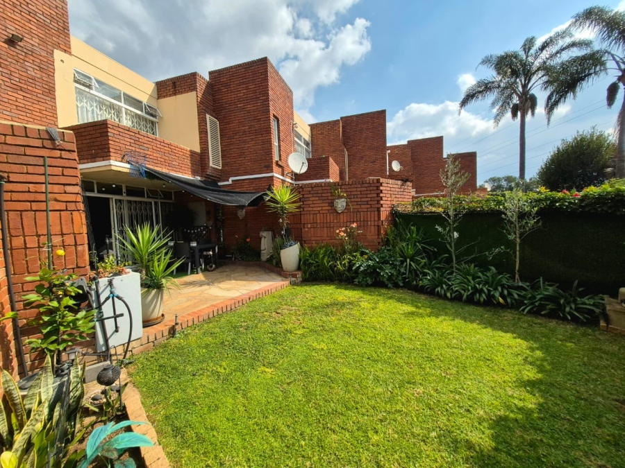 3 Bedroom Property for Sale in Elardus Park Gauteng