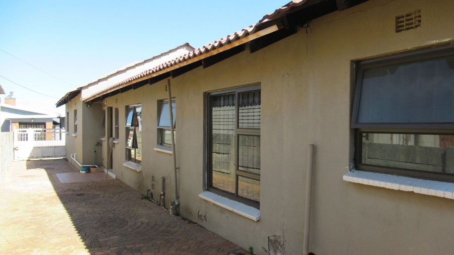 3 Bedroom Property for Sale in Duduza Gauteng