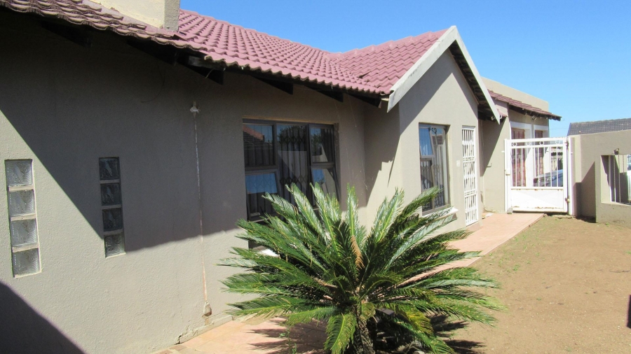 3 Bedroom Property for Sale in Duduza Gauteng