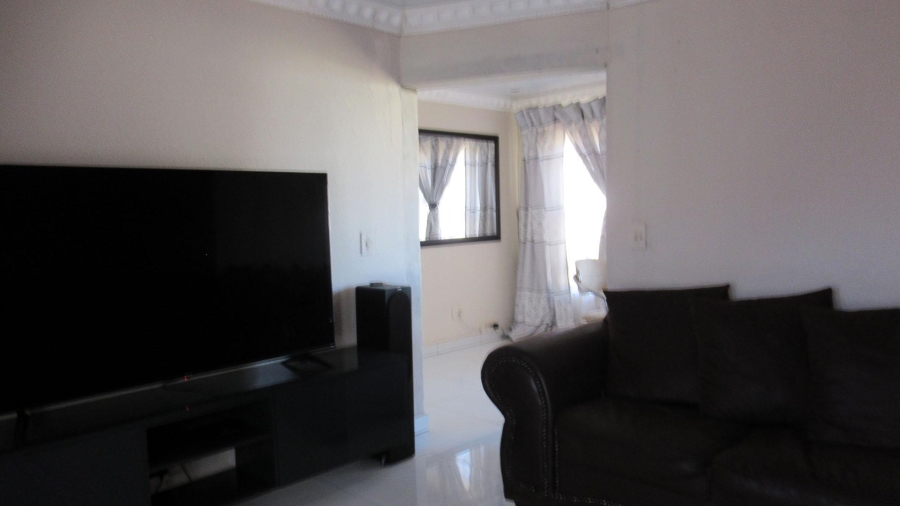 3 Bedroom Property for Sale in Duduza Gauteng
