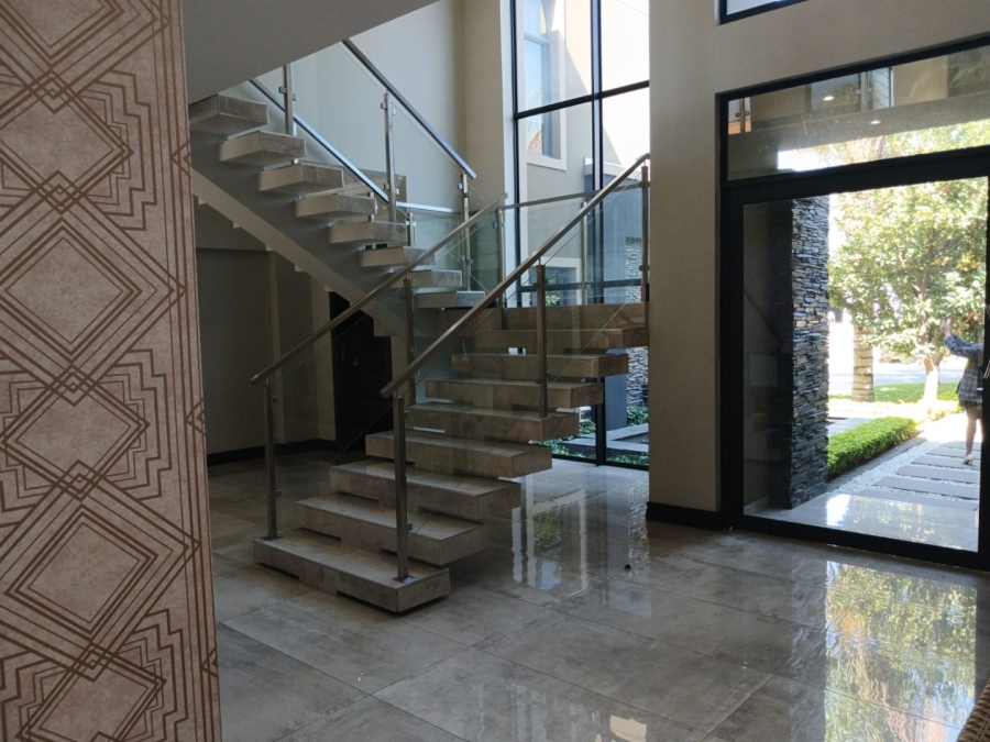 5 Bedroom Property for Sale in Blue Valley Golf Estate Gauteng