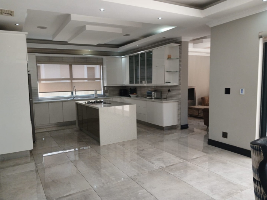 5 Bedroom Property for Sale in Blue Valley Golf Estate Gauteng