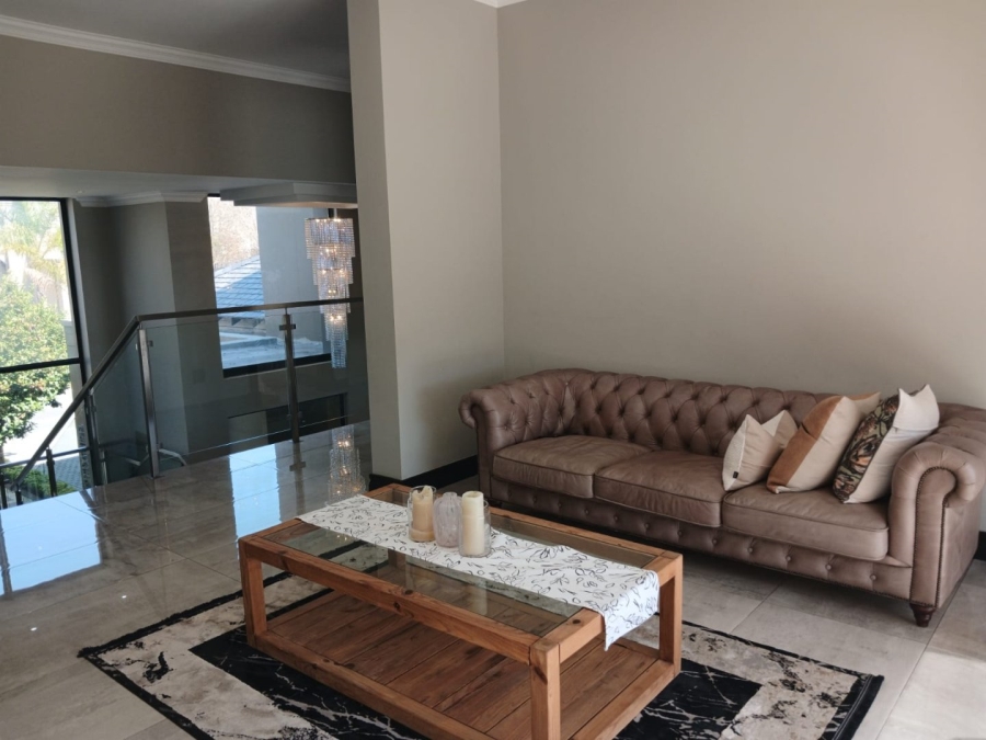 5 Bedroom Property for Sale in Blue Valley Golf Estate Gauteng