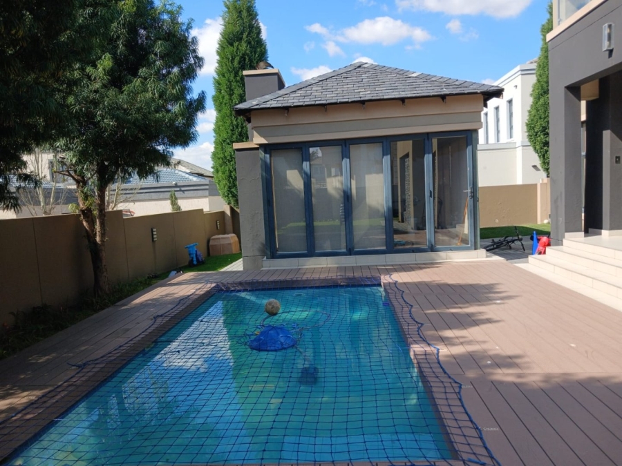 5 Bedroom Property for Sale in Blue Valley Golf Estate Gauteng