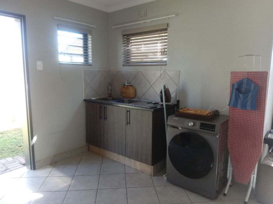 3 Bedroom Property for Sale in Andeon AH Gauteng