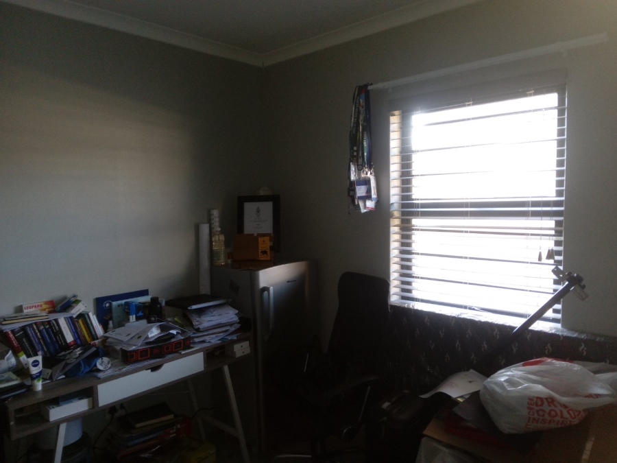 3 Bedroom Property for Sale in Andeon AH Gauteng