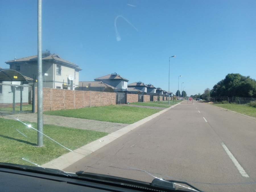 3 Bedroom Property for Sale in Andeon AH Gauteng