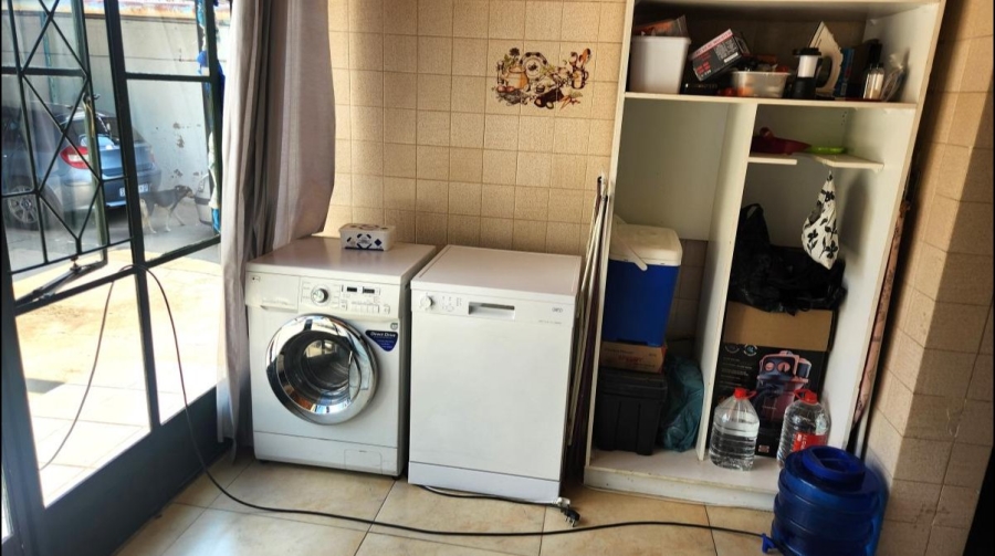 3 Bedroom Property for Sale in Fishers Hill Gauteng