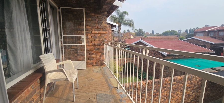 3 Bedroom Property for Sale in Brackenhurst Gauteng