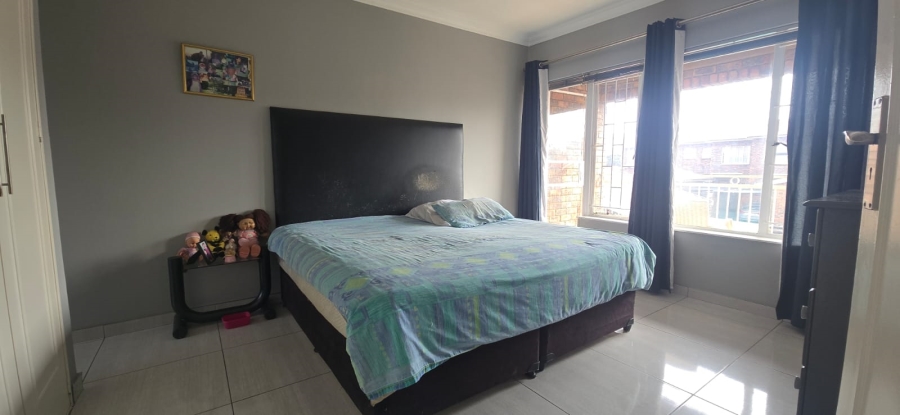 3 Bedroom Property for Sale in Brackenhurst Gauteng