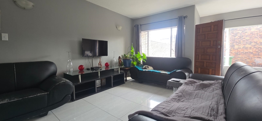 3 Bedroom Property for Sale in Brackenhurst Gauteng