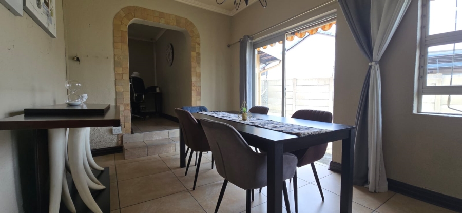 4 Bedroom Property for Sale in Brackendowns Gauteng