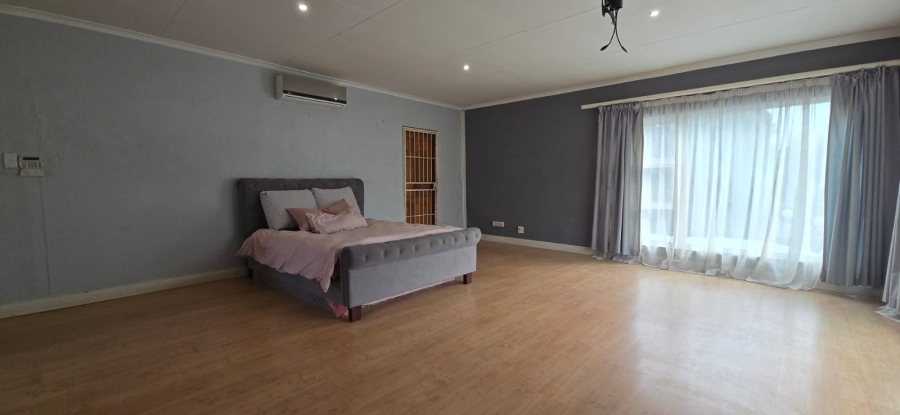 4 Bedroom Property for Sale in Brackendowns Gauteng