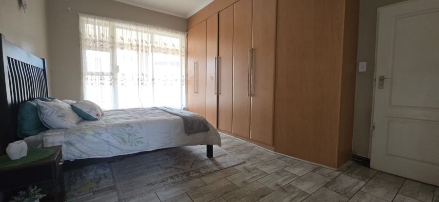 4 Bedroom Property for Sale in Brackendowns Gauteng
