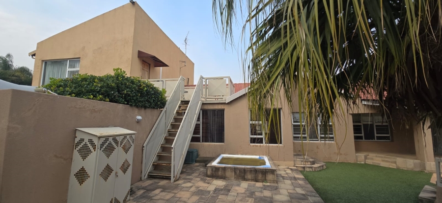 4 Bedroom Property for Sale in Brackendowns Gauteng