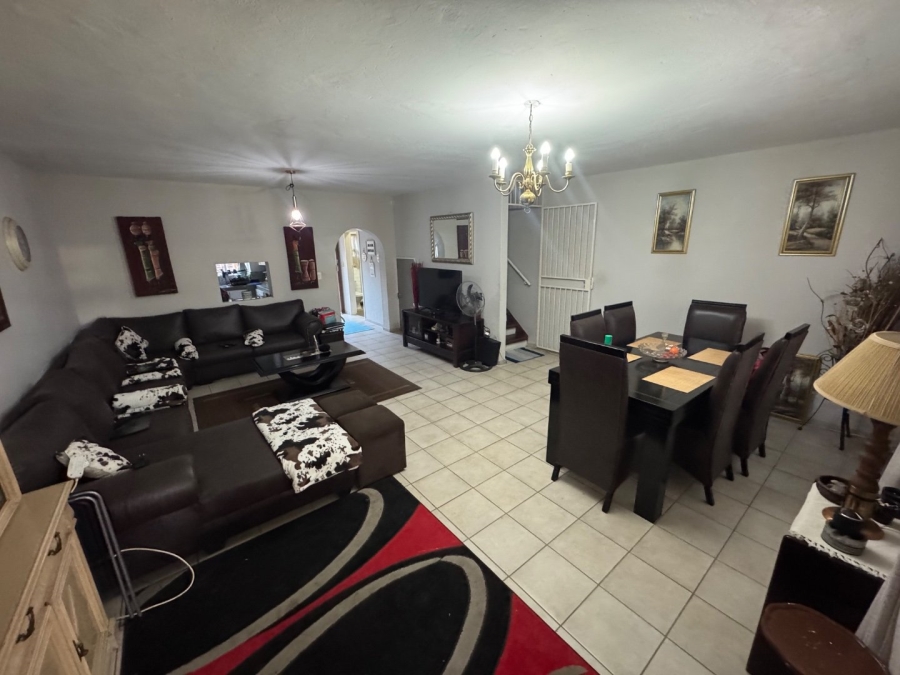 3 Bedroom Property for Sale in Wonderboom Gauteng