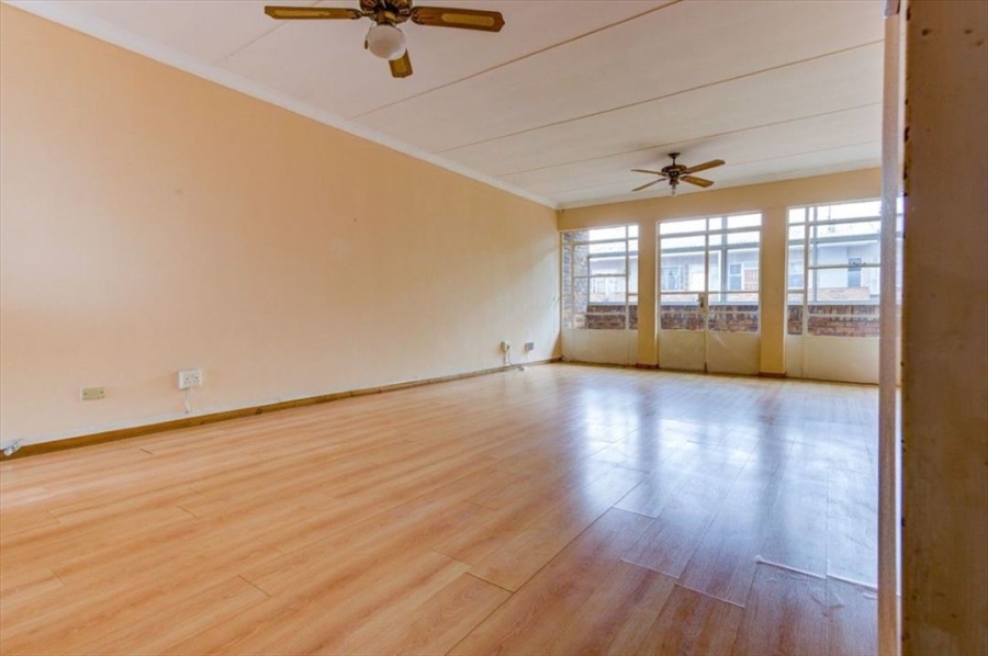 2 Bedroom Property for Sale in Birchleigh Gauteng