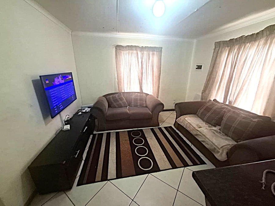 To Let 3 Bedroom Property for Rent in The Orchards Gauteng