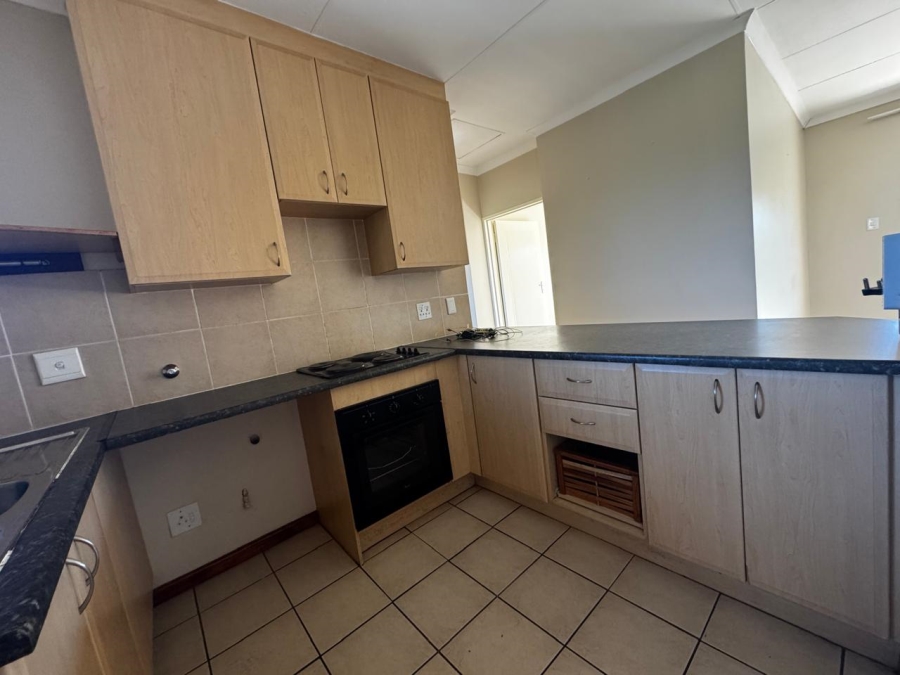 To Let 2 Bedroom Property for Rent in Glen Lauriston Gauteng