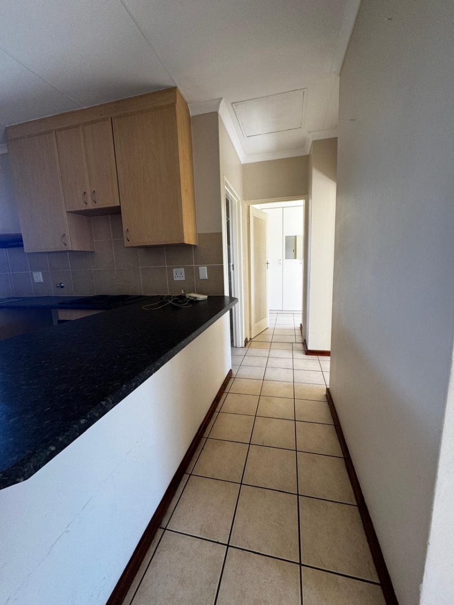 To Let 2 Bedroom Property for Rent in Glen Lauriston Gauteng