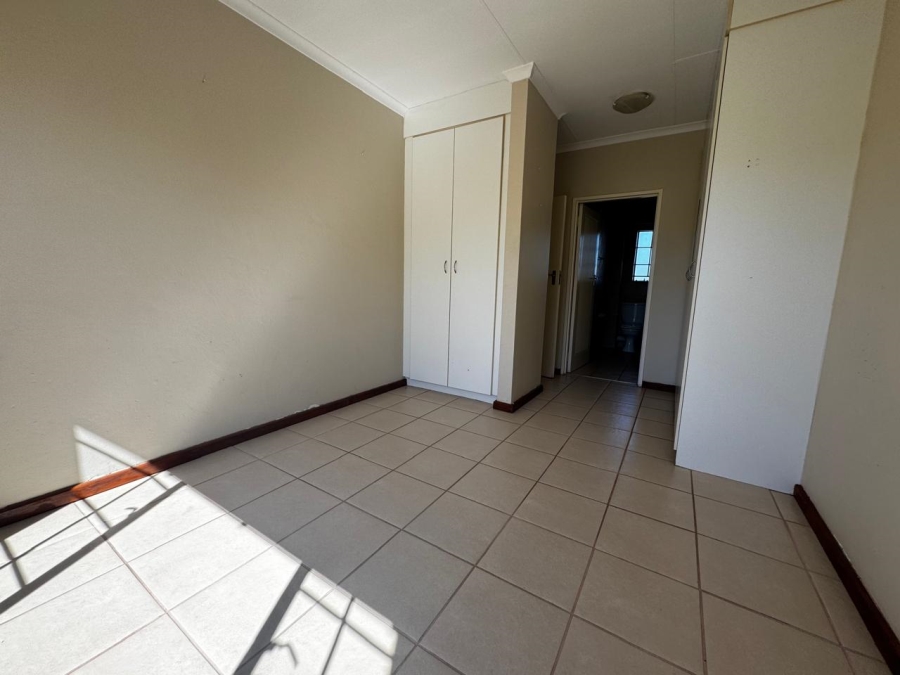 To Let 2 Bedroom Property for Rent in Glen Lauriston Gauteng