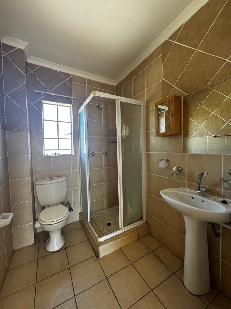 To Let 2 Bedroom Property for Rent in Glen Lauriston Gauteng