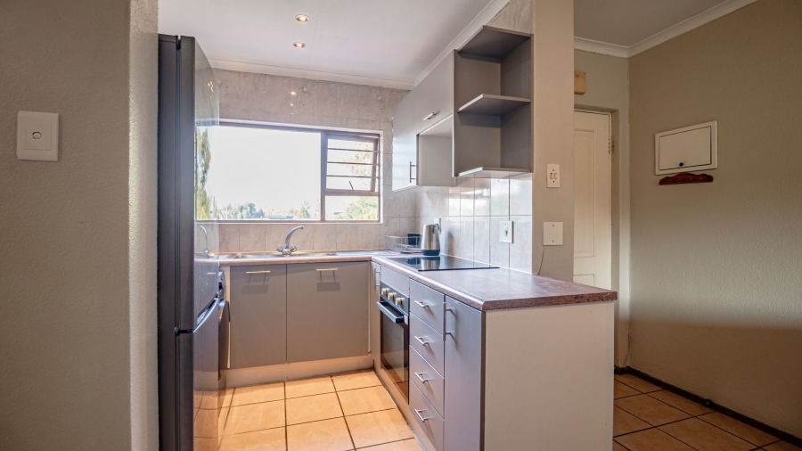 1 Bedroom Property for Sale in Dowerglen Ext 4 Gauteng
