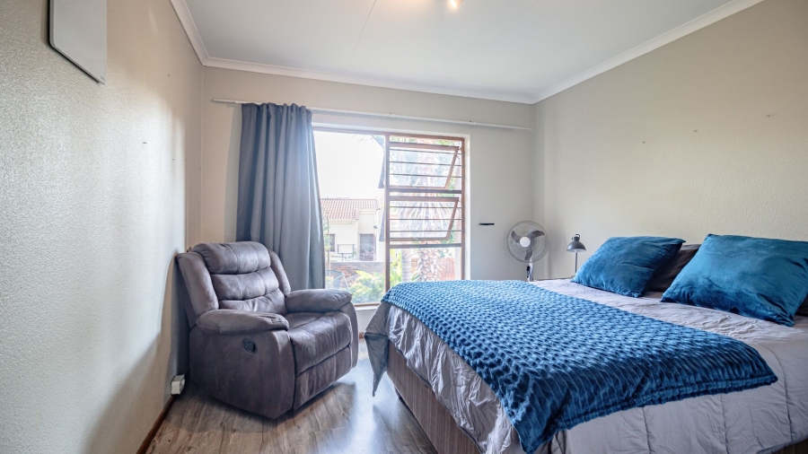 1 Bedroom Property for Sale in Dowerglen Ext 4 Gauteng