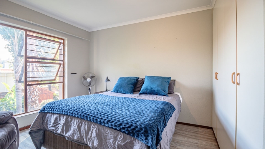 1 Bedroom Property for Sale in Dowerglen Ext 4 Gauteng