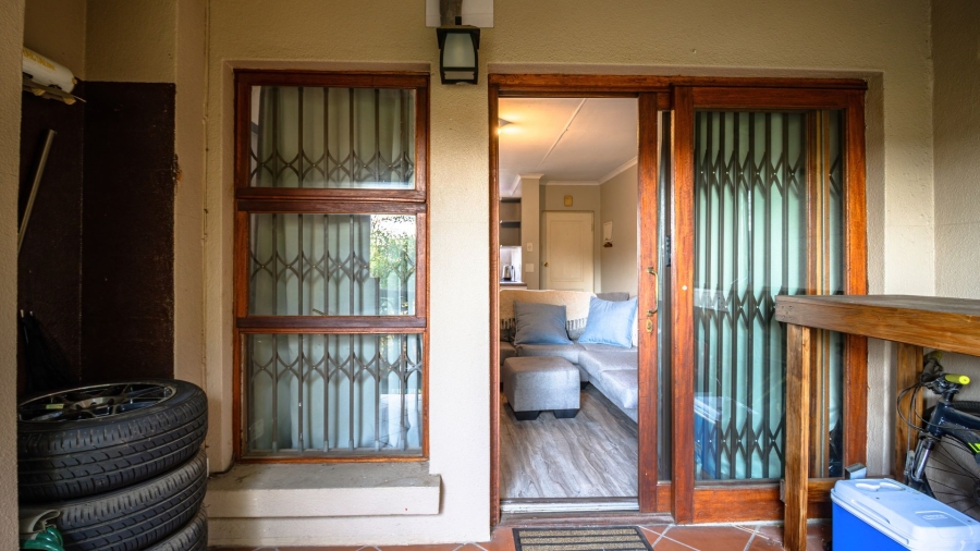 1 Bedroom Property for Sale in Dowerglen Ext 4 Gauteng