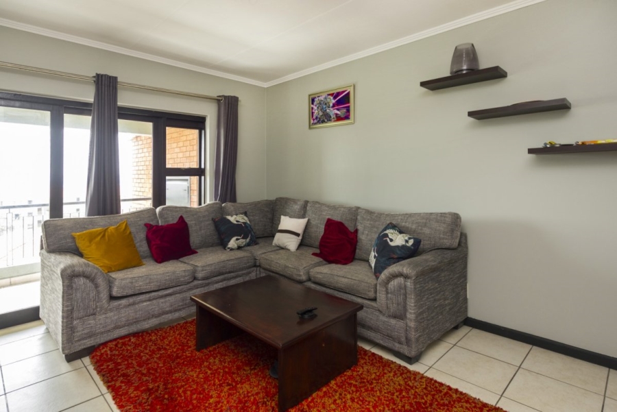 2 Bedroom Property for Sale in Greenstone Hill Gauteng