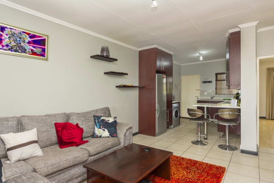2 Bedroom Property for Sale in Greenstone Hill Gauteng
