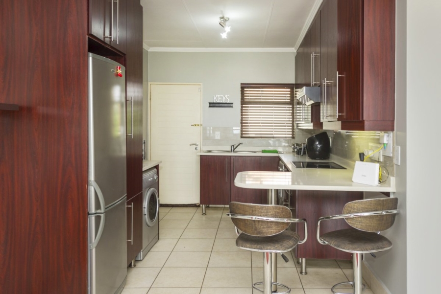 2 Bedroom Property for Sale in Greenstone Hill Gauteng