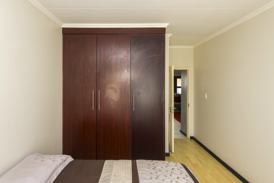 2 Bedroom Property for Sale in Greenstone Hill Gauteng
