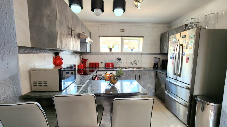 To Let 2 Bedroom Property for Rent in Winchester Hills Gauteng