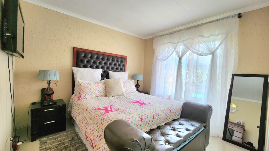 To Let 2 Bedroom Property for Rent in Winchester Hills Gauteng