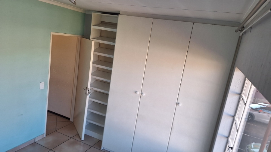 2 Bedroom Property for Sale in Benoni North Gauteng