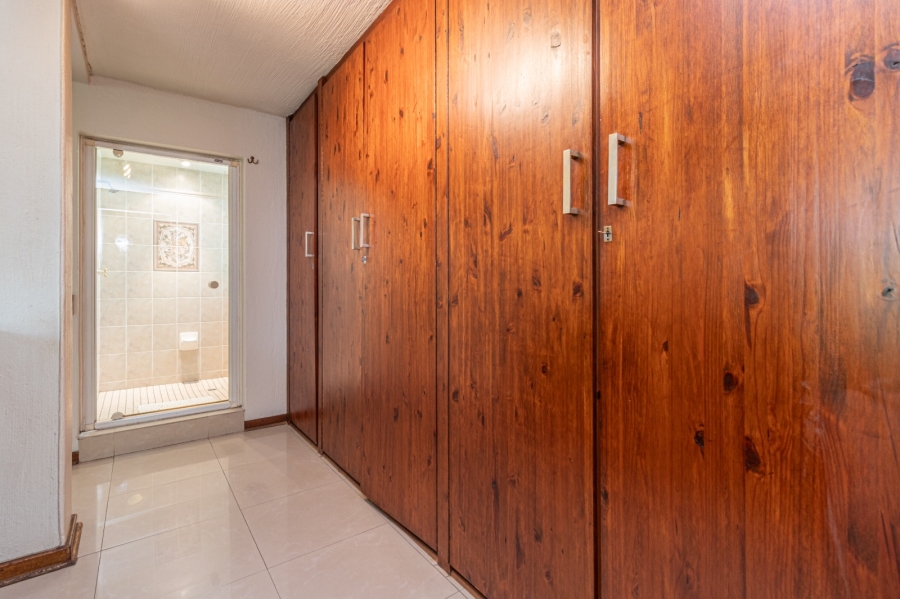 4 Bedroom Property for Sale in Bryanston Gauteng