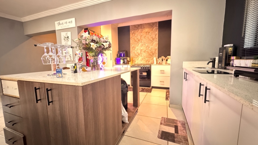 4 Bedroom Property for Sale in Risiville Gauteng