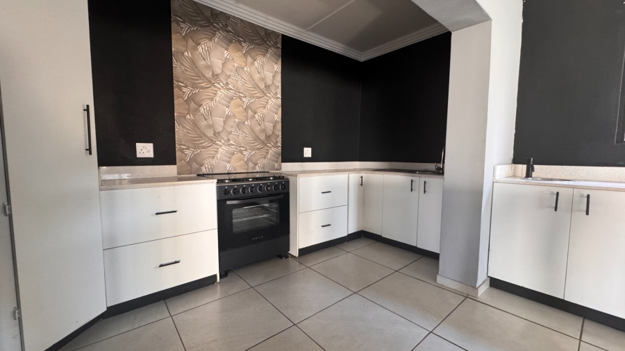 4 Bedroom Property for Sale in Risiville Gauteng