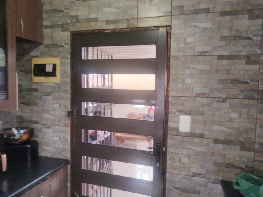 2 Bedroom Property for Sale in Soshanguve East Ext 4 Gauteng