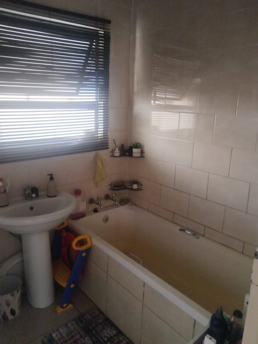 2 Bedroom Property for Sale in Soshanguve East Ext 4 Gauteng