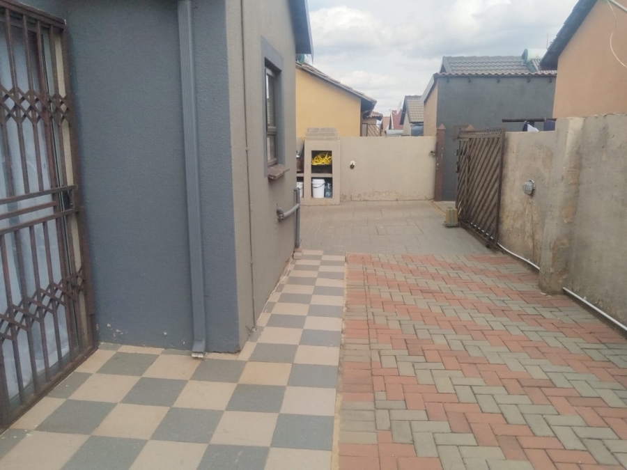 2 Bedroom Property for Sale in Soshanguve East Ext 4 Gauteng